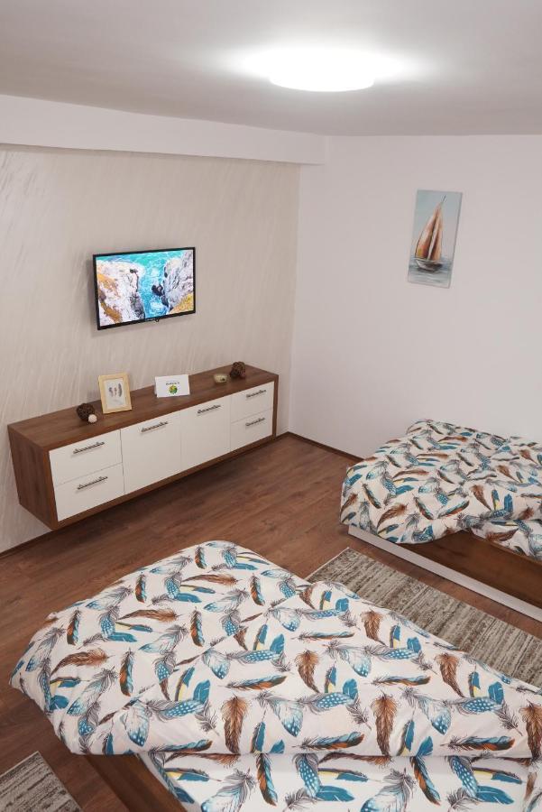 Apartments Manitovac M Nikšić Exterior foto