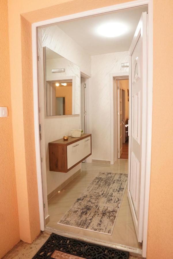 Apartments Manitovac M Nikšić Exterior foto
